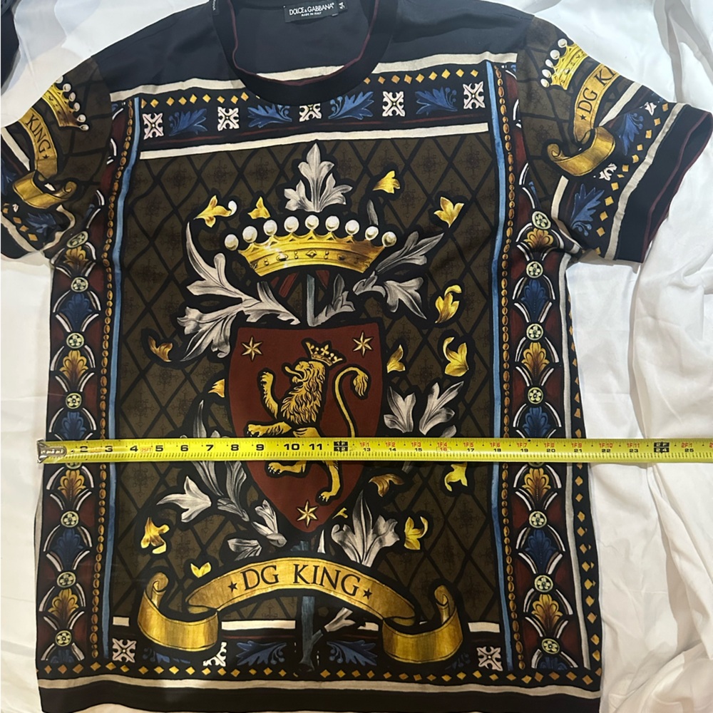 Dolce & Gabbana Black and Gold Regal T-Shirt